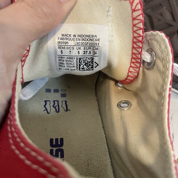 CONVERSE Chuck Taylor Low Red‎ Canvas Shoes Sneakers M9696 Size WOMENS 7/MENS 5 - Picture 8 of 8